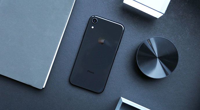 苹果iPhone XR上手体验:性价比首选双卡iPhone？