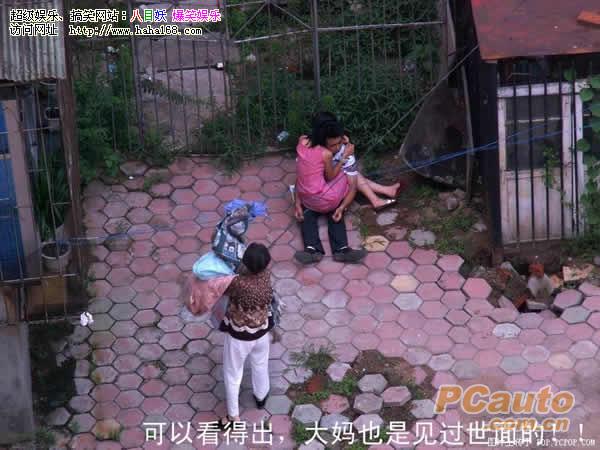 十二倍长焦dc偷拍小区激情情侣(多图)