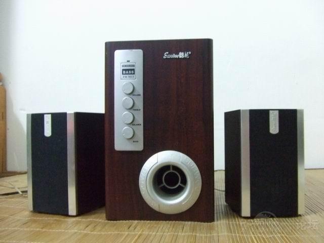 出个低音炮,音质好,8-9成新 一副sony808耳机 共70元