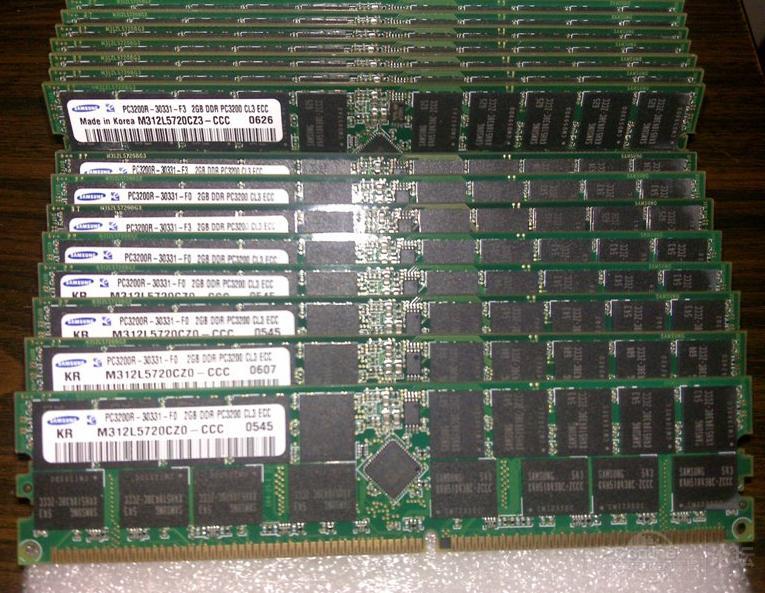 一批 三星原厂 2GB DDR ECC REG PC3200 服