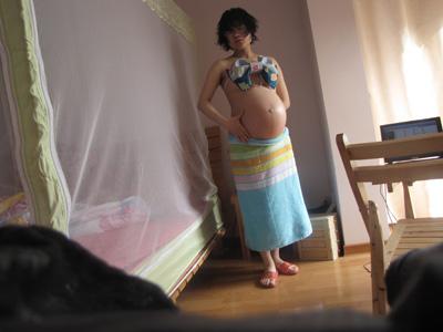 孕期怀男孩宝妈大肚照,请问孕妇怀孕期间可不可以通过