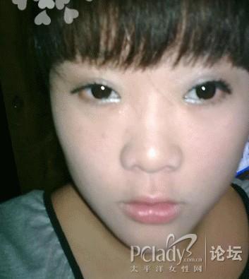 超惊悚大变脸!大饼脸速变美女娃娃脸美女公园上海图片