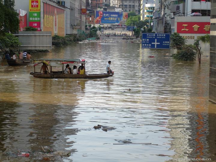 水浸车保险能赔多少钱 水浸保险