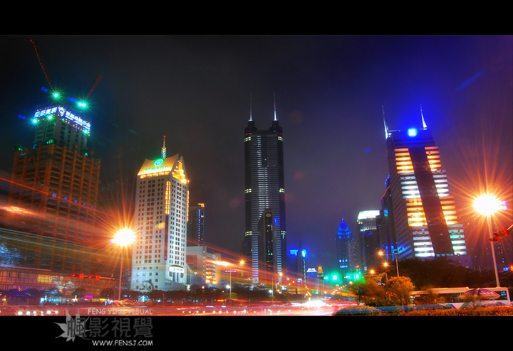 【深圳中信广场夜景摄影图片】深圳深南大道中