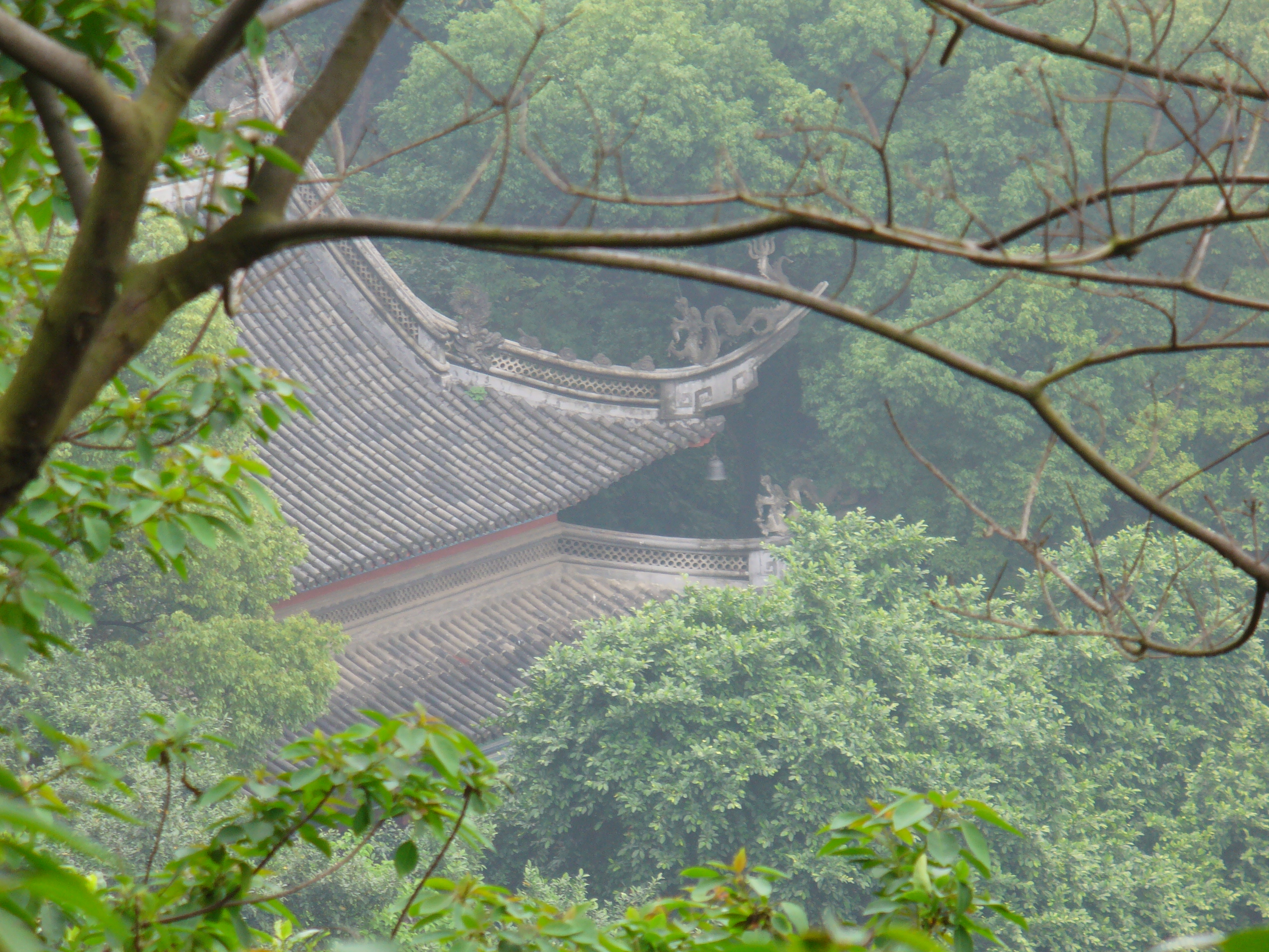 深山古寺