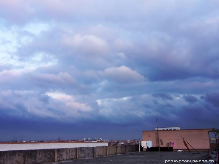 【天上的云!摄影图片】楼顶生态摄影_nkdp00