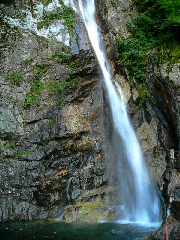 成都彭州龙门山国家地质