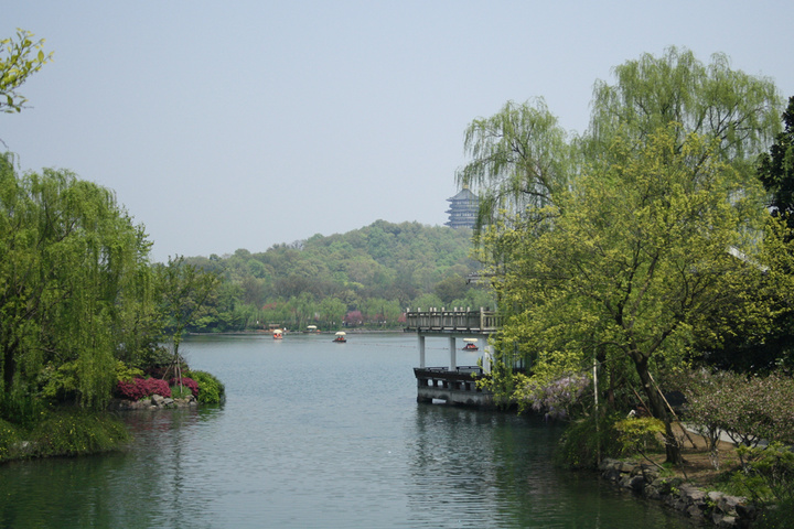 初春的西湖