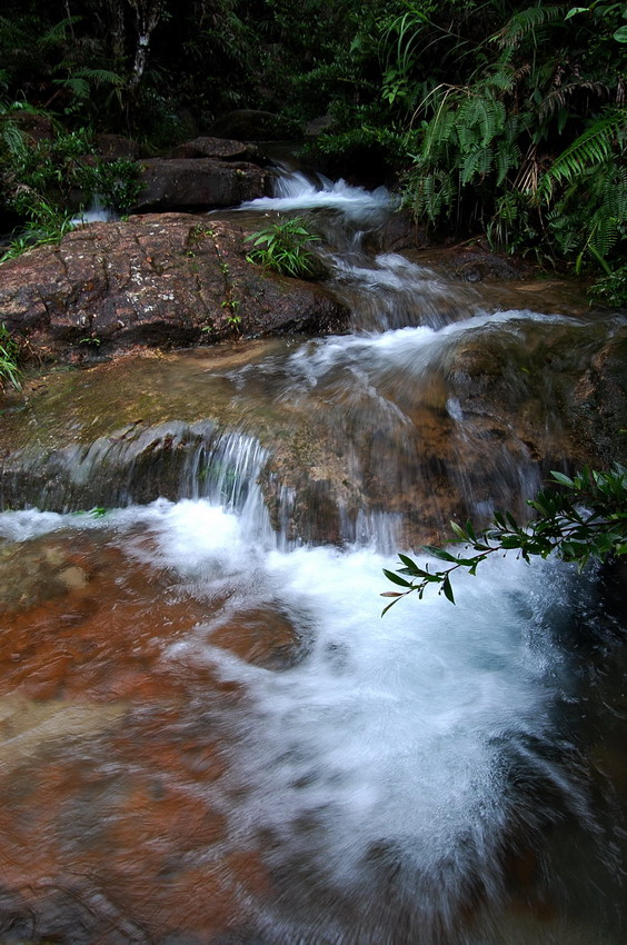 山溪水