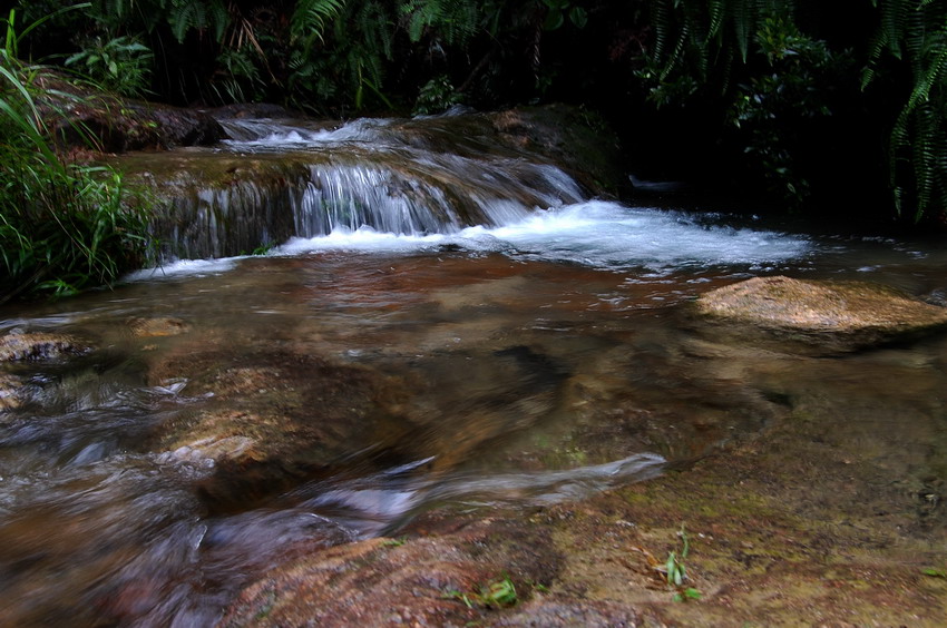 山溪水