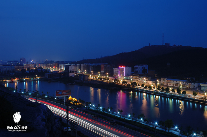 荆门水上公园夜景_象山cos视觉; 荆门市夜景