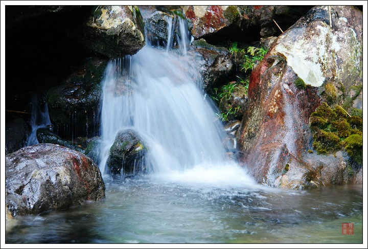 溪水 山泉