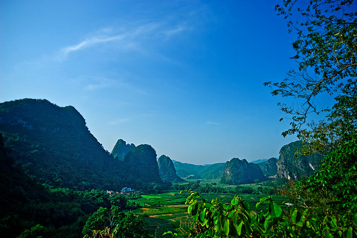 彭家堡上看风景