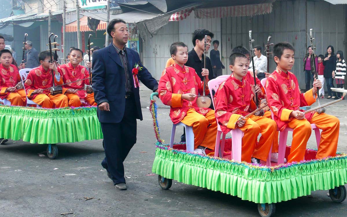 【潮州大锣鼓游艺队庆春游(二)摄影图片】潮州金石纪实摄影