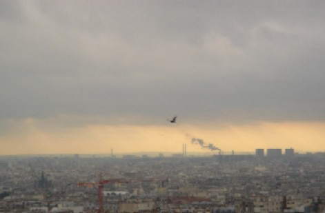 【巴黎的灰色天空摄影图片】法国巴黎圣心大教