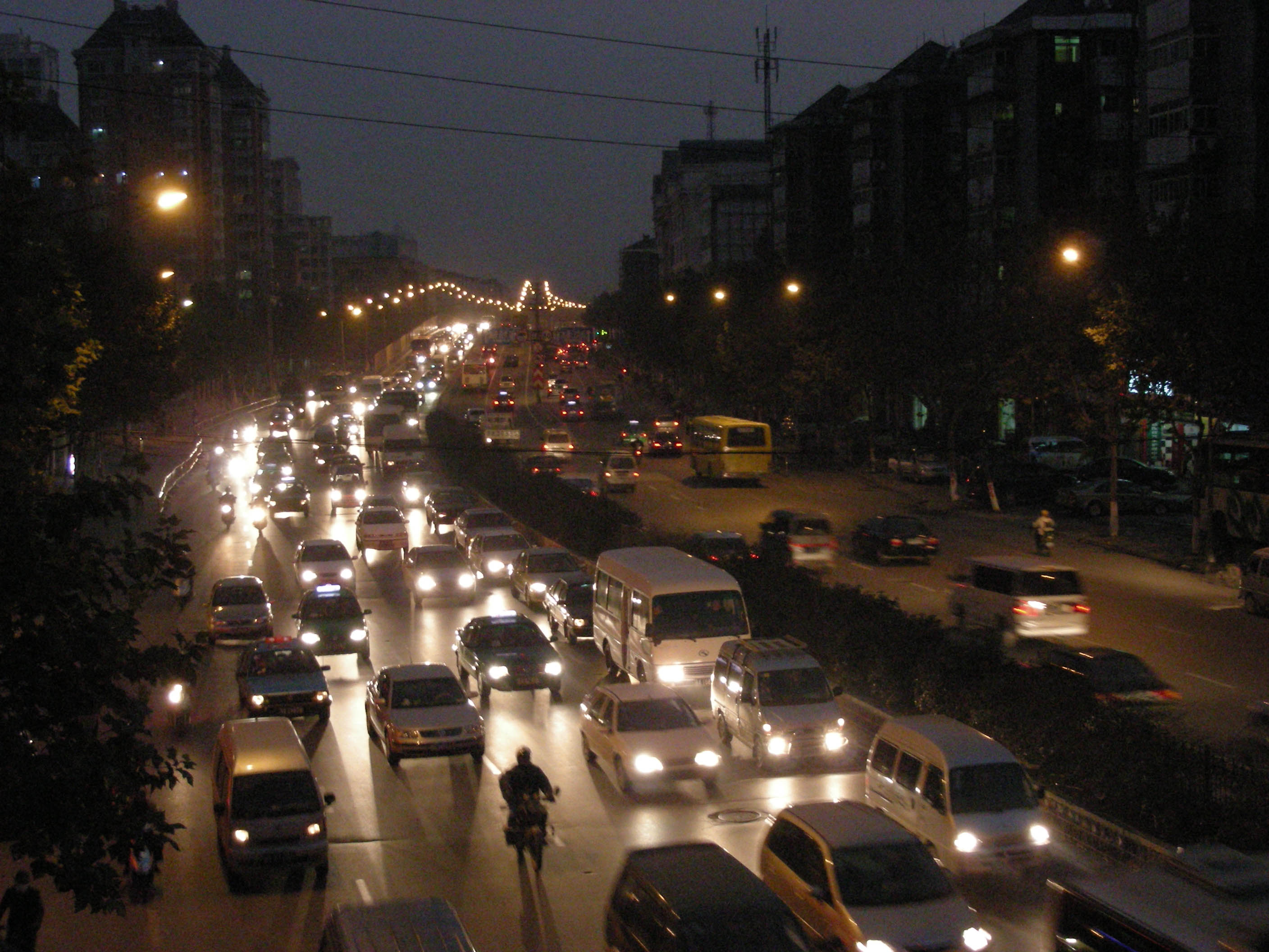 《下班路上拍的夜景.