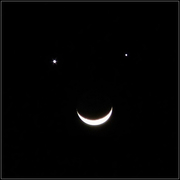 月亮笑脸图