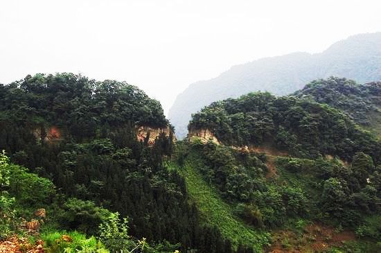 震后的赵公山行记