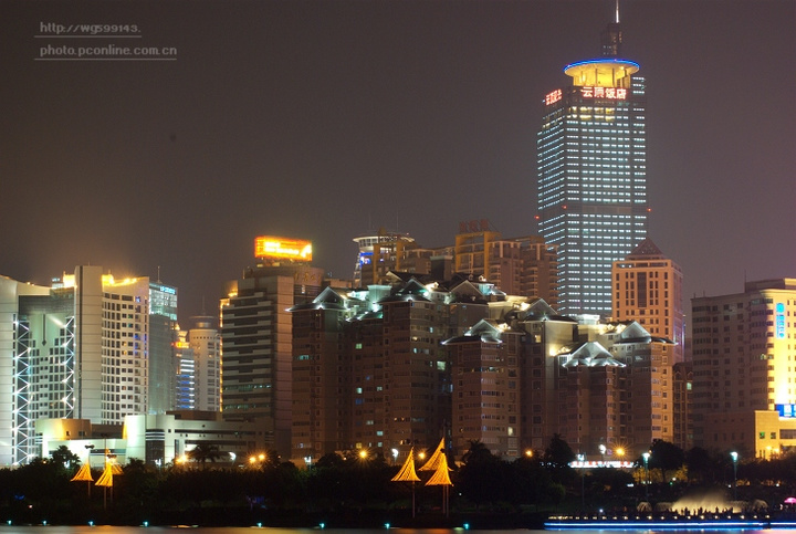 南宁琅东夜景