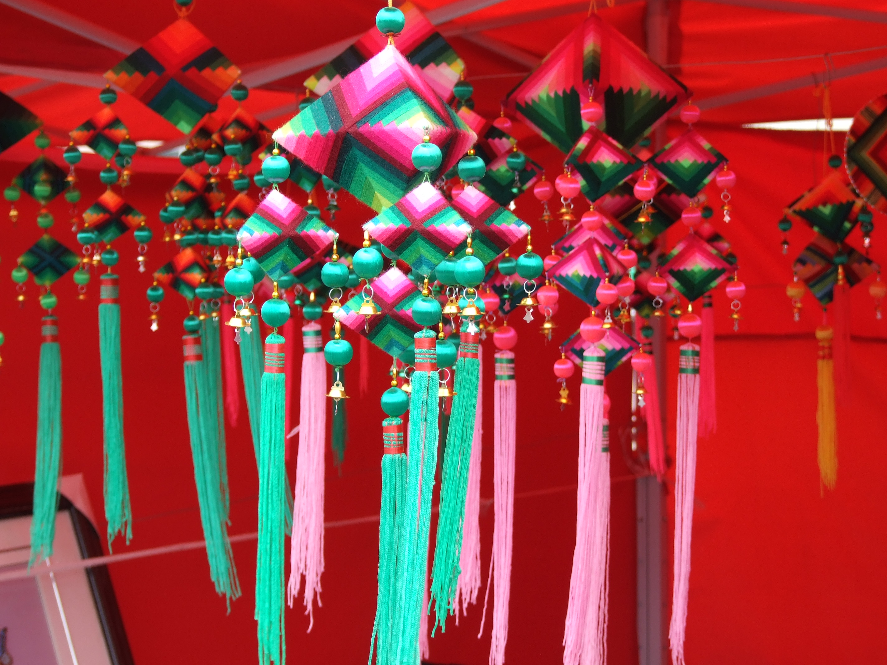 庆阳香包节略影2——一组香包