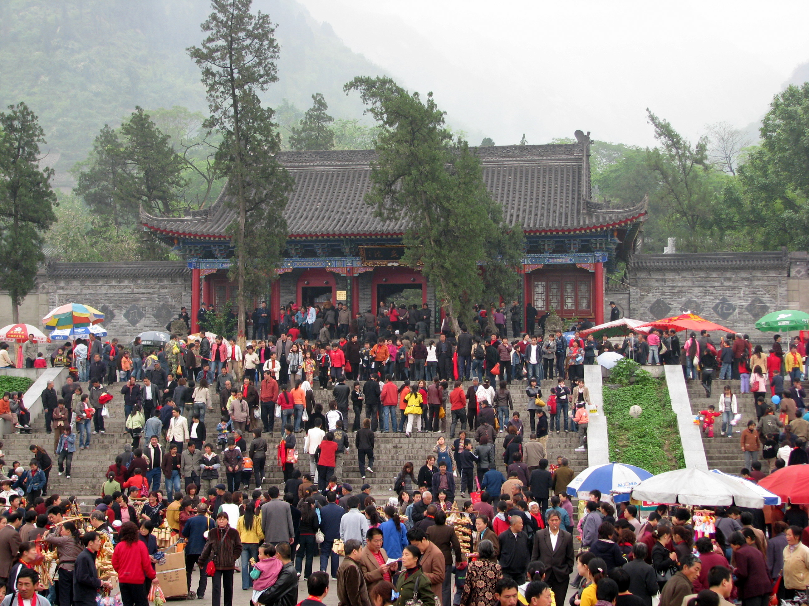 华山庙会