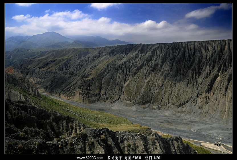 壮美奎屯河峡谷