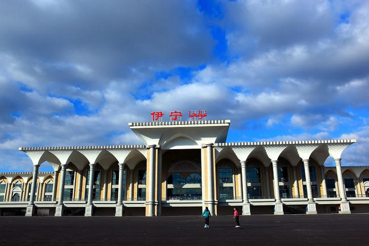 【家乡的火车站摄影图片】新疆伊犁风光摄影