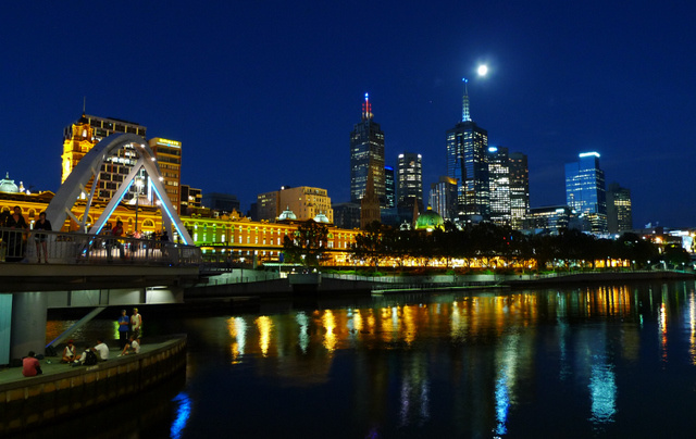 雅拉河(yarra river)两岸风光 (共p)