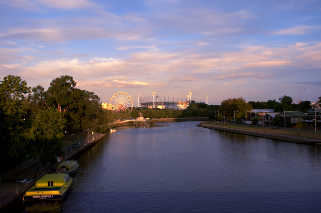 雅拉河(yarra river)两岸风光 (共p)