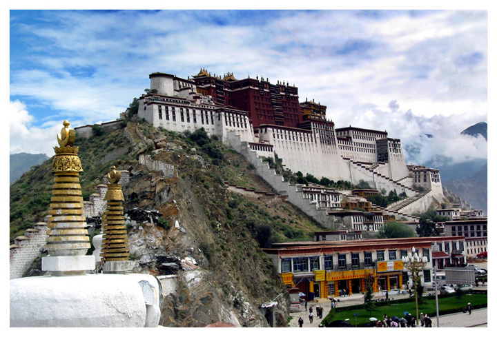 【神奇的拉萨辉煌的建筑摄影图片】西藏拉萨风