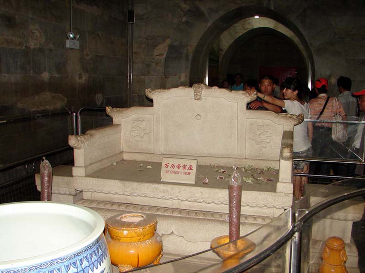 北京十三陵之定陵