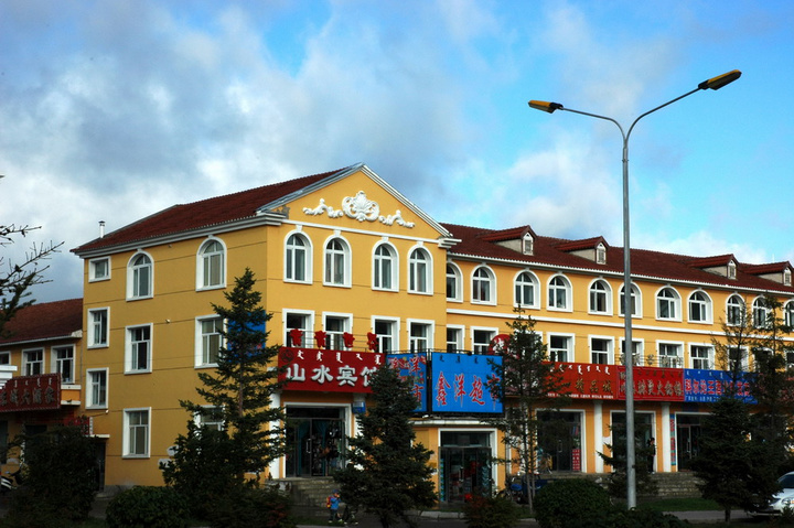 阿尔山市街景