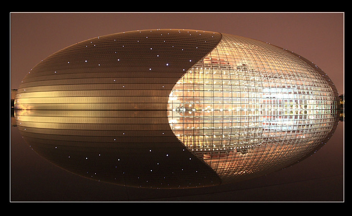 【夜幕下的歌剧院摄影图片】北京风光摄影