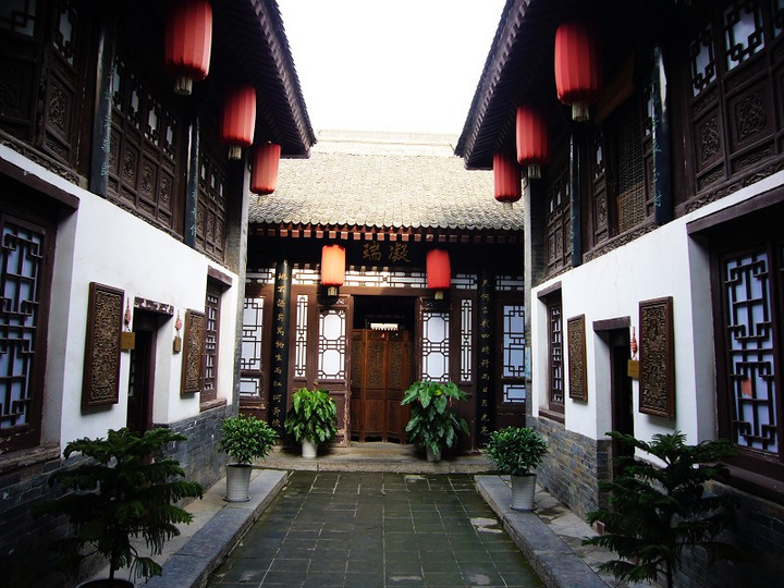 高家大院