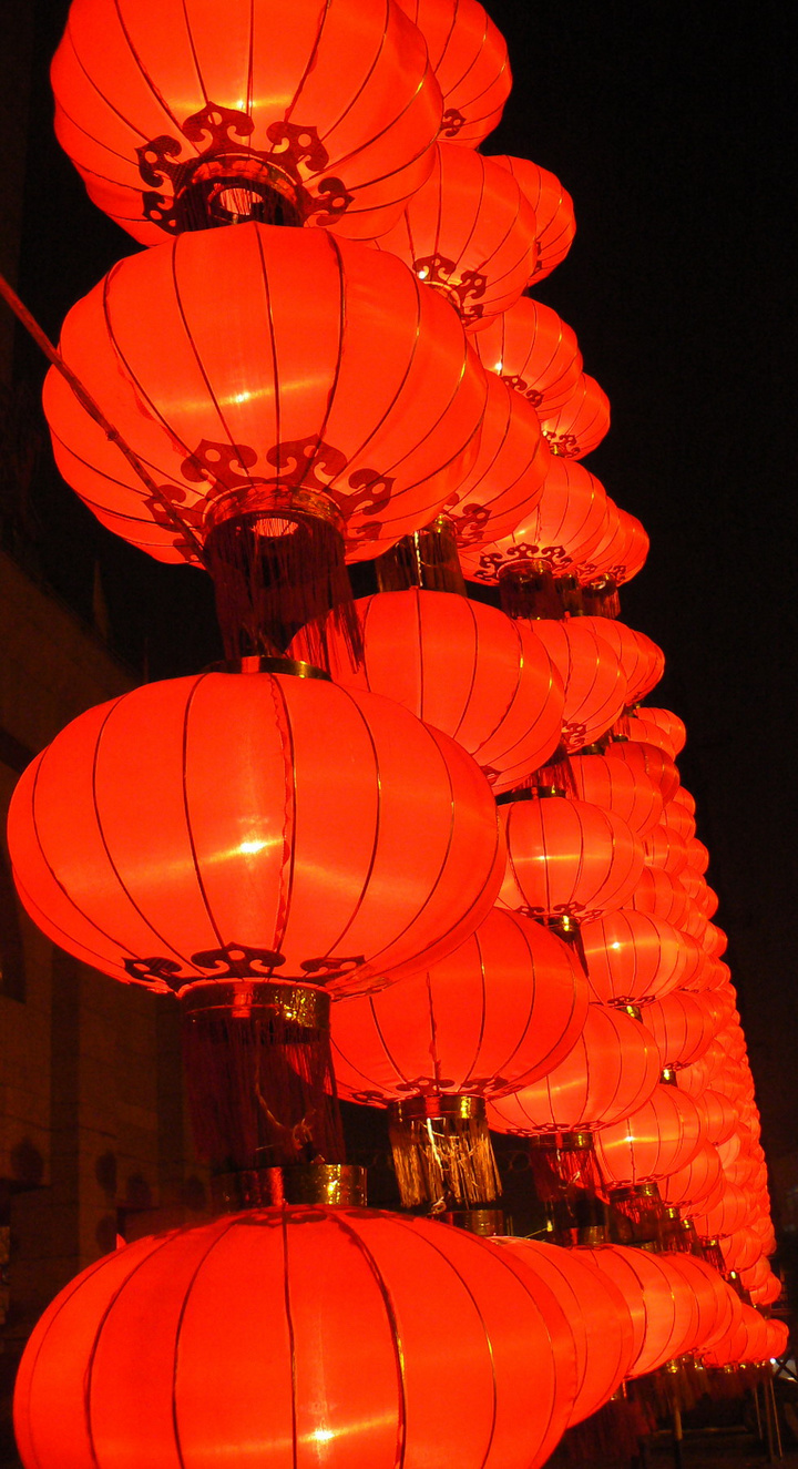 【大红的灯篓挂起来摄影图片】太原市风光摄影