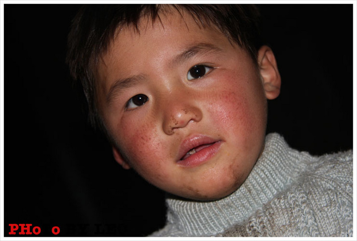 【【非诚勿扰】中国贫穷农村儿童生存状况摄影