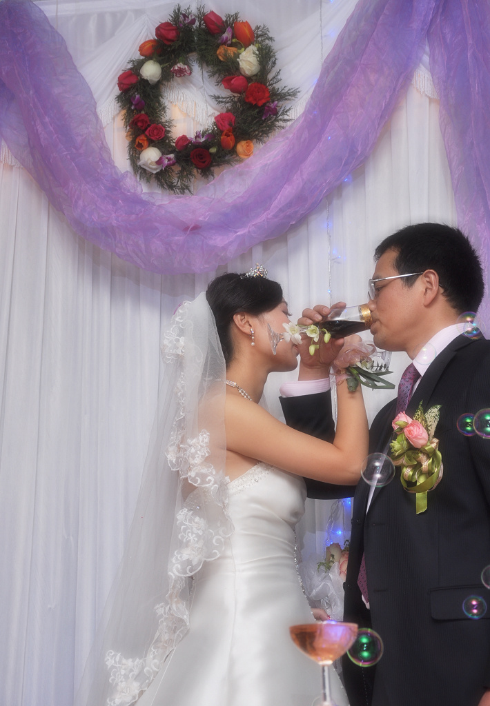 中秋晚会月半湾_月半湾婚纱摄影(2)