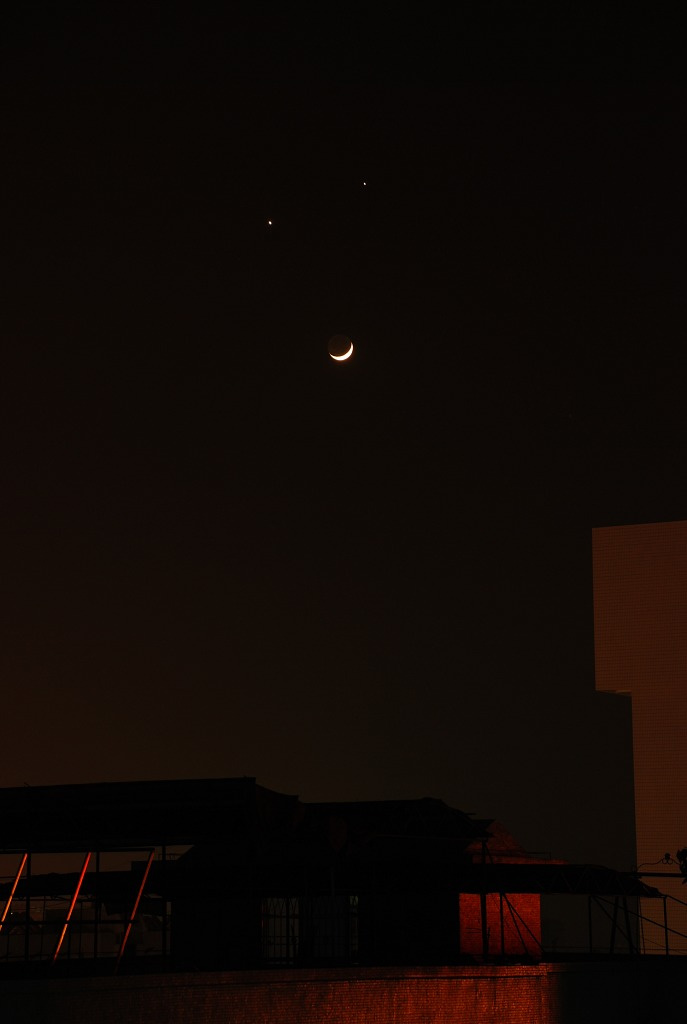 夜空中的笑脸
