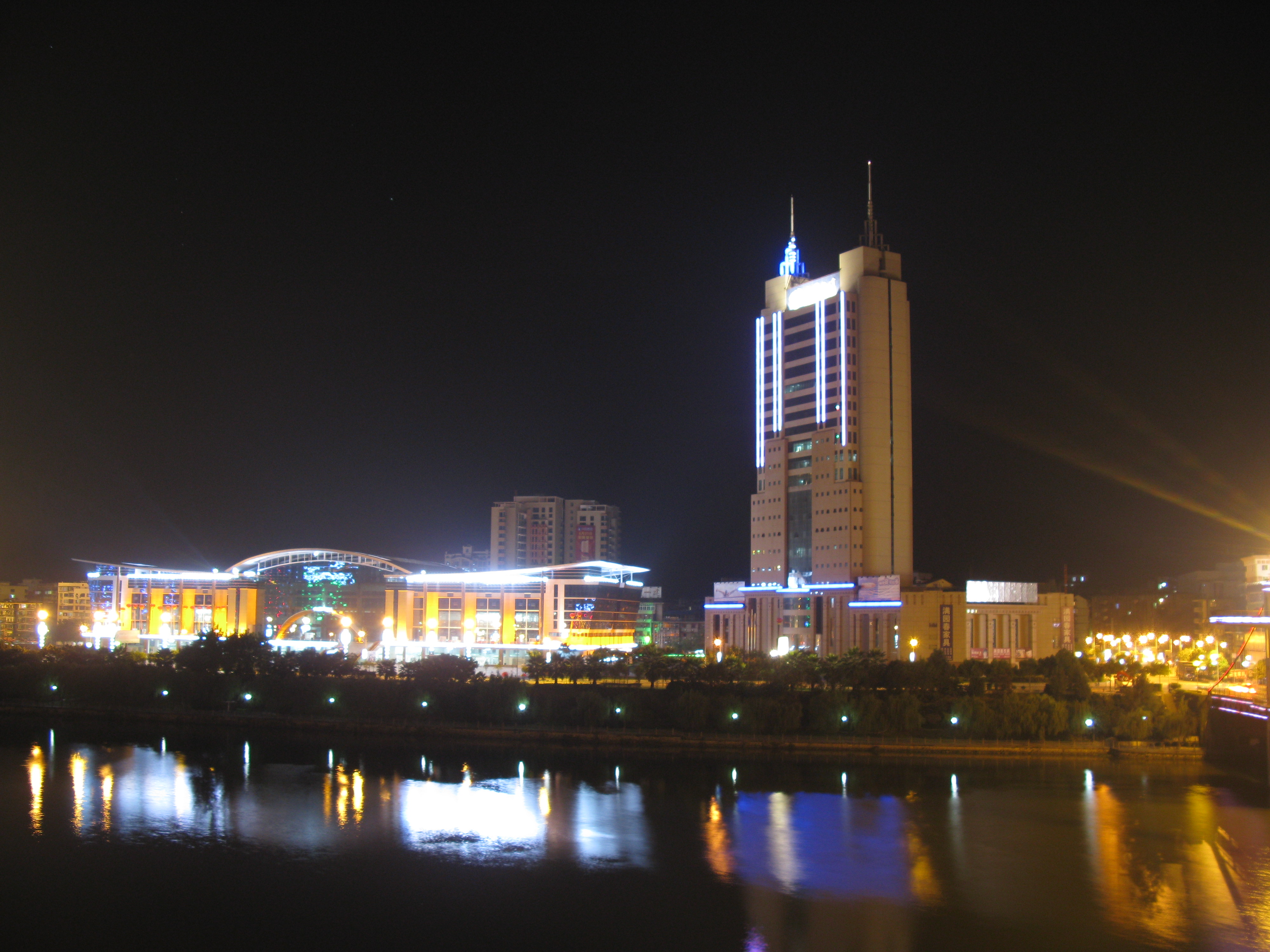 会展中心夜景
