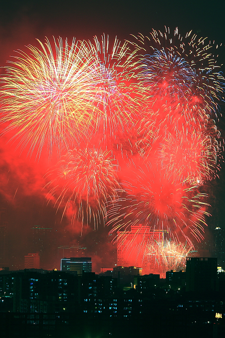 火树银花不夜天——广州百万礼花庆祝祖国生日