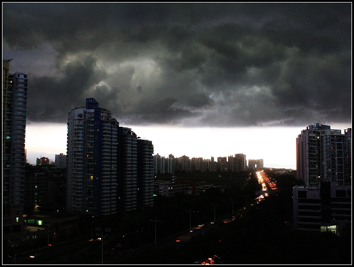 2009年6月11日 天气:暴雨欲来