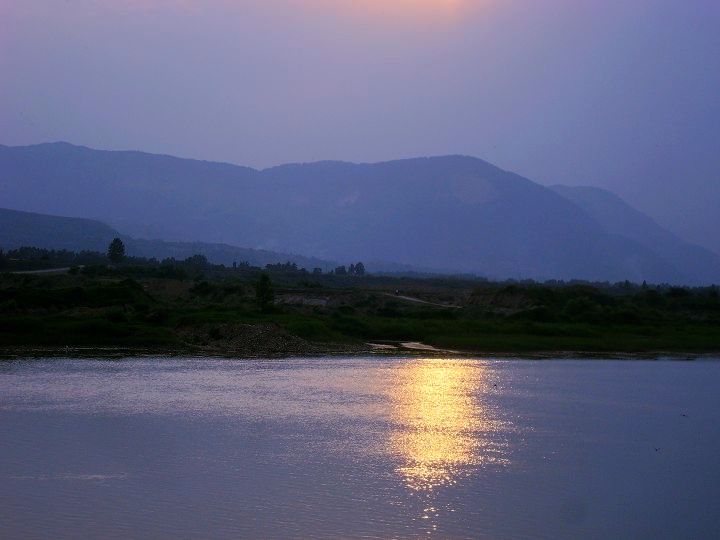 【汉水夕阳摄影图片】陕西汉中风光摄影_戏水麻雀_太平洋电脑网摄影