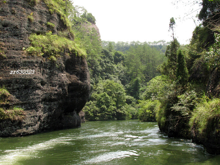 直拍-冠豸山石门湖