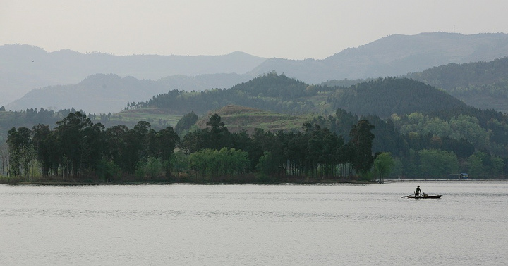 三岔湖风光