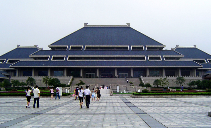 湖北省博物馆