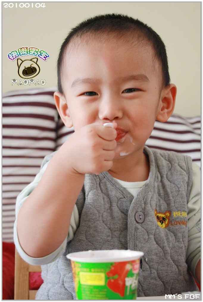 【快乐男生--喝酸奶!摄影图片】青岛人像摄影