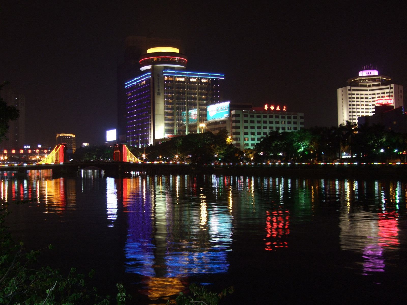 中山岐江河夜景