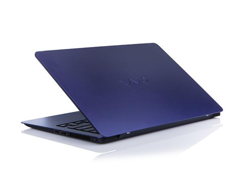 VAIO VJZ131C0111K背面斜视