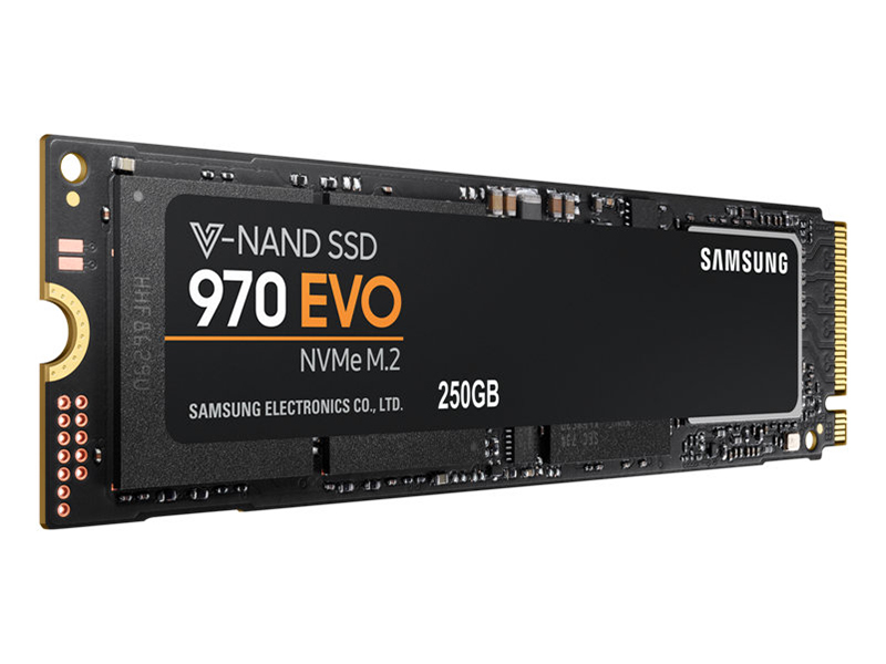 三星970 EVO 250GB NVMe M.2 SSD45度正面