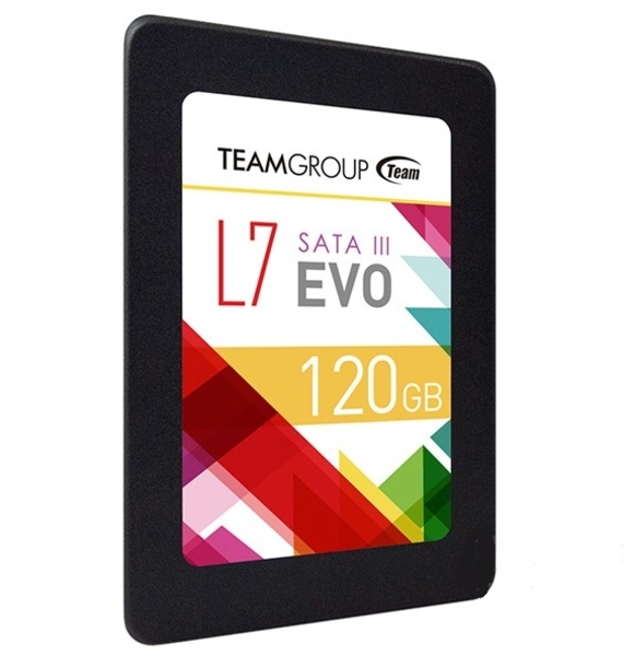 十铨科技 L7 EVO SSD 120G 正面